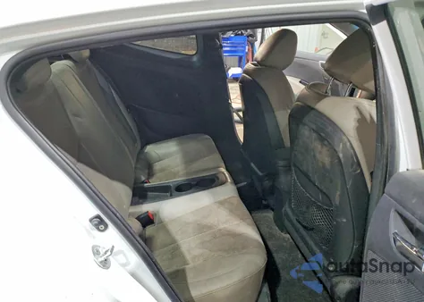 2012 Hyundai Veloster z USA, uszkodzony, nr VIN KMHTC6AD8CU024970